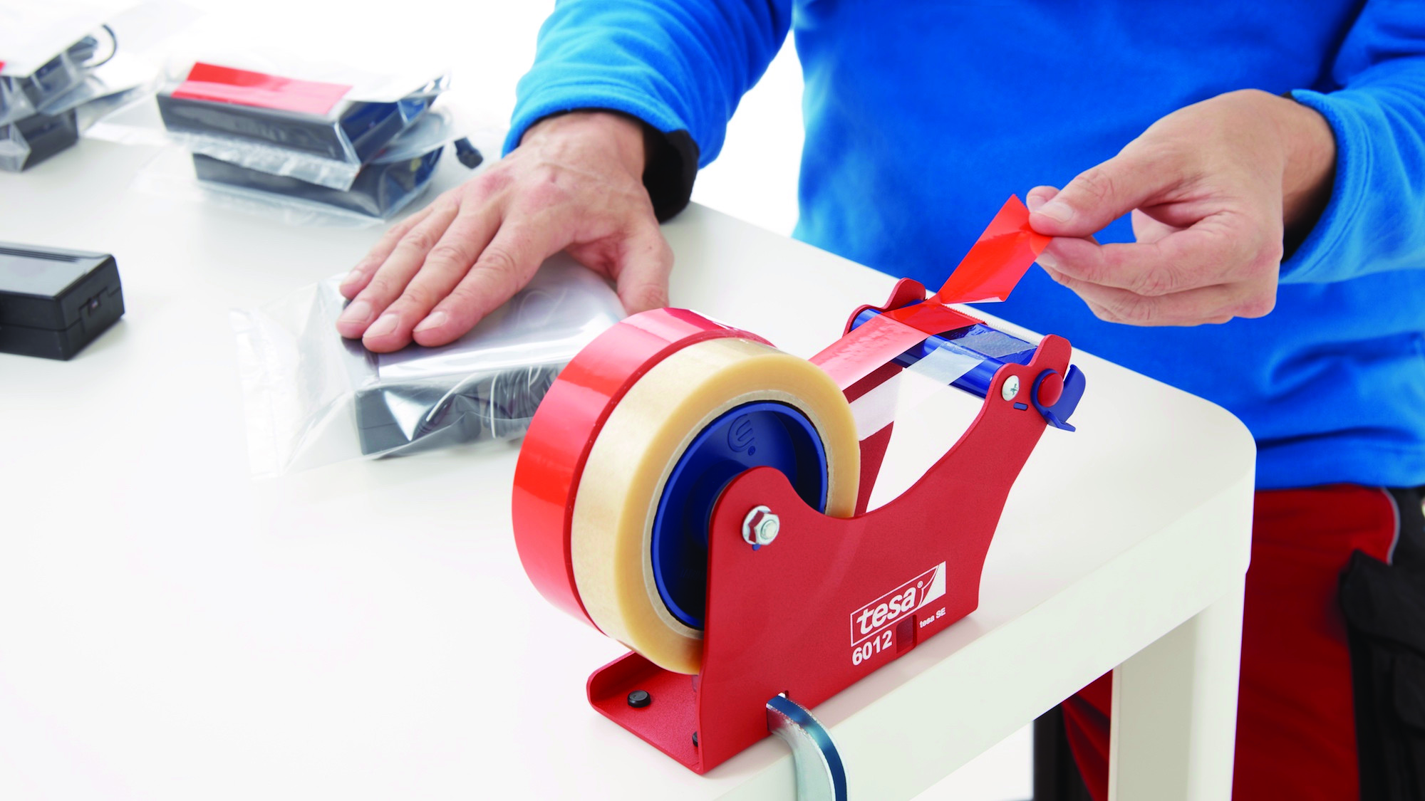 tesa® Tischabroller 6012